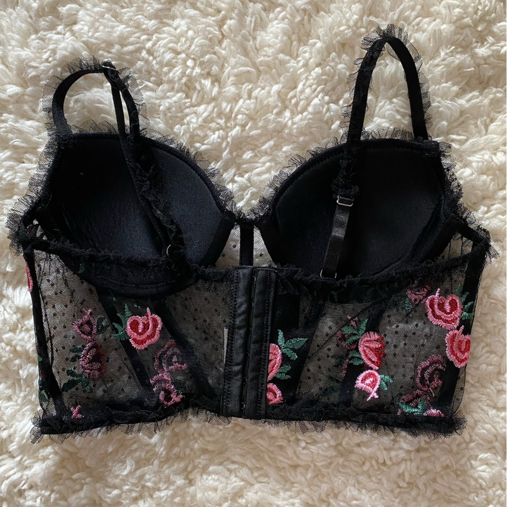 Black Corset with Pink Roses - Picture 2 of 3
